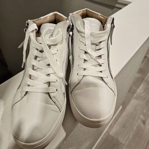 Women's Casual Sneakers